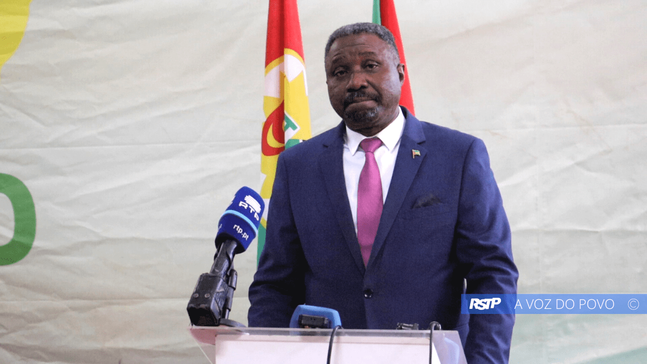 CONFERENCIA DE IMPRESSA MLSTP-PSD (2)