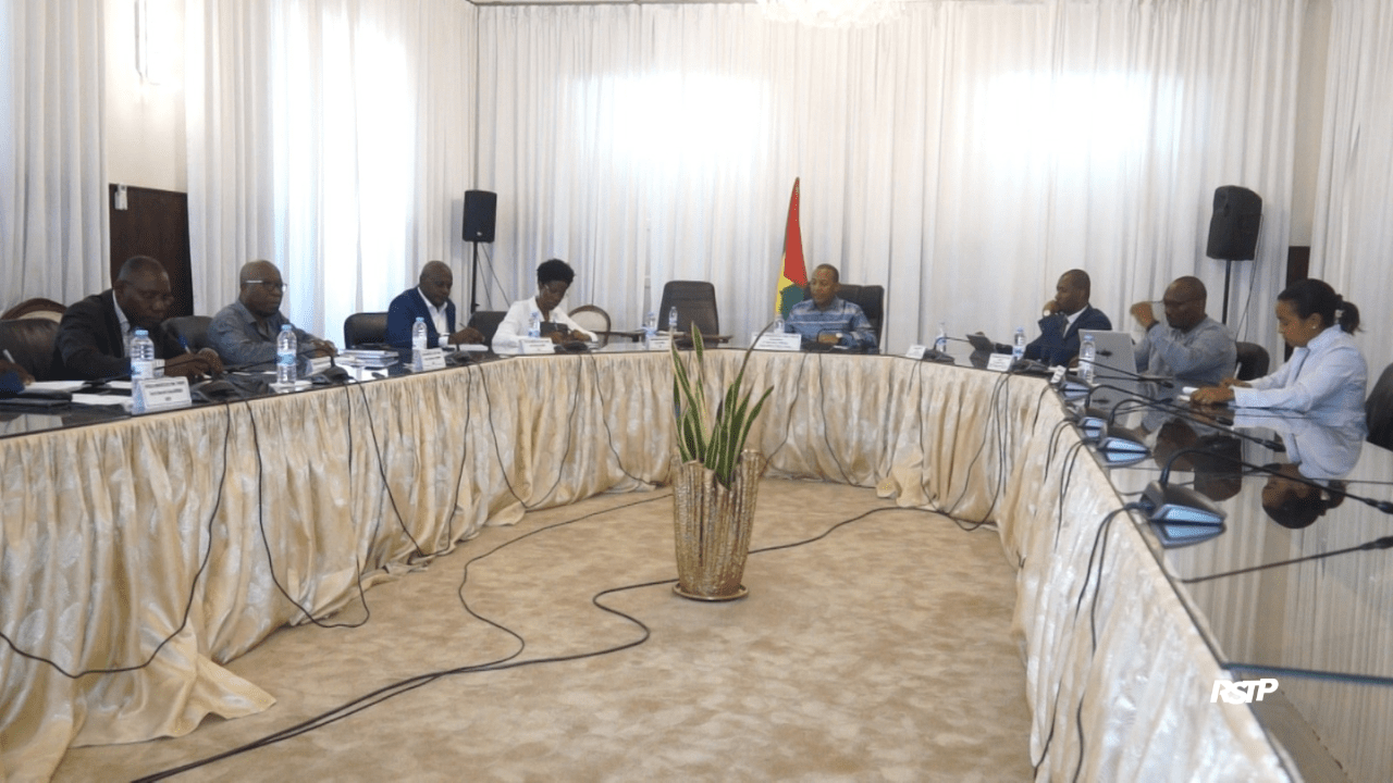 Rádio Somos Todos Primos