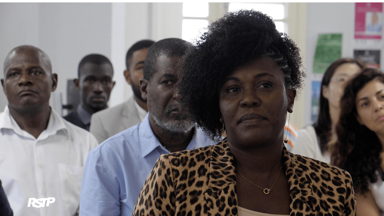 REINA - EMPREENDEDORISMO