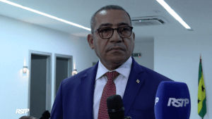 Carlos Vila Nova