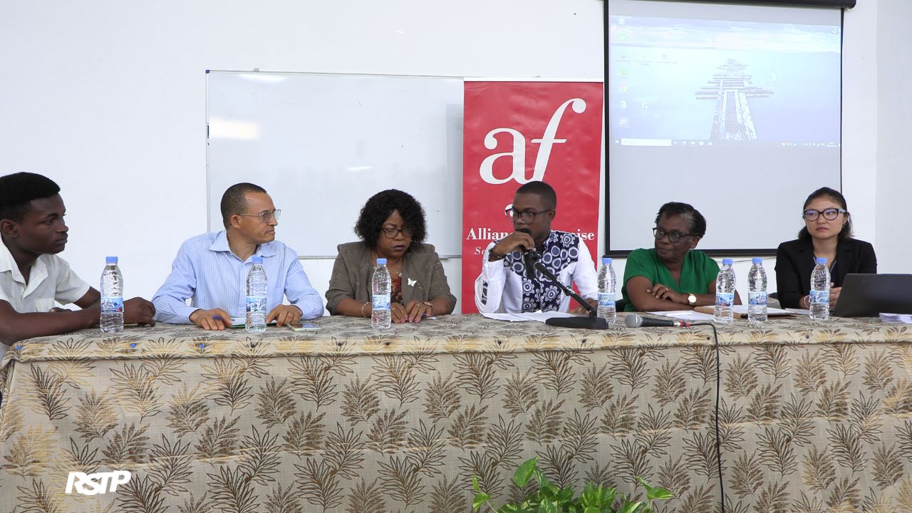 Rádio Somos Todos Primos