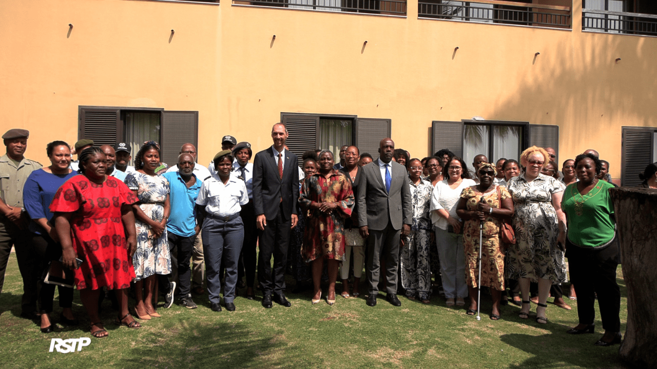 Rádio Somos Todos Primos