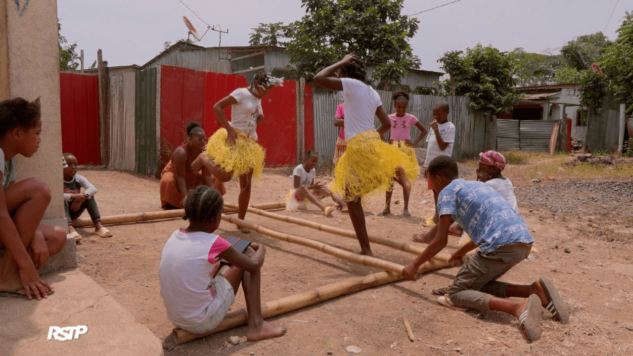 Rádio Somos Todos Primos