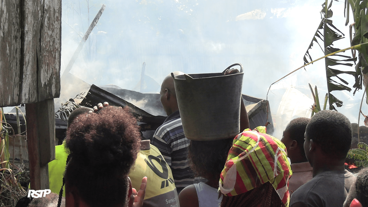 Incêndio em Praia Melão