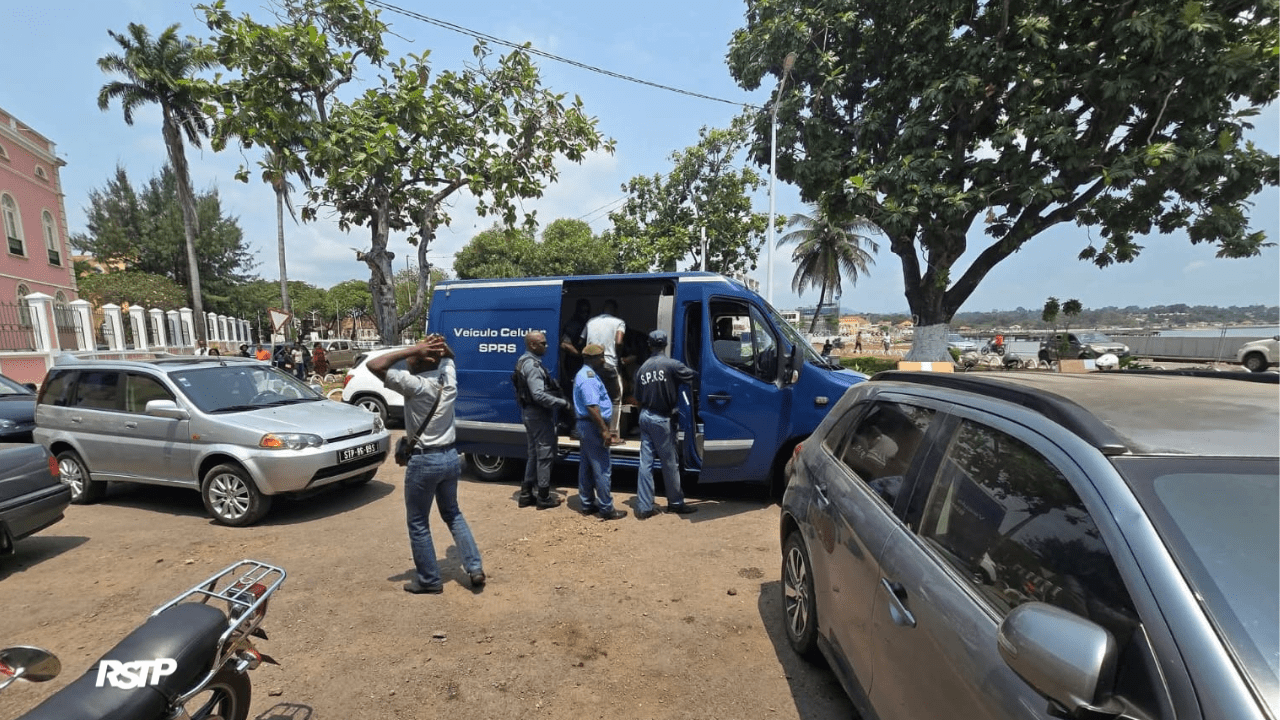 Rádio Somos Todos Primos